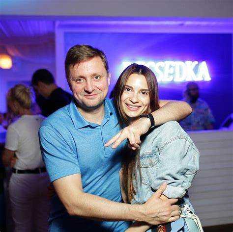 Карьера в кино и театре