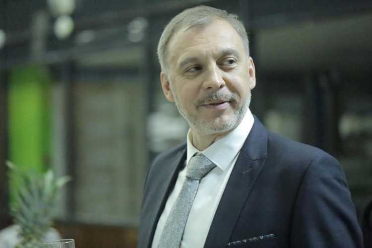 Творческие эксперименты и новые роли