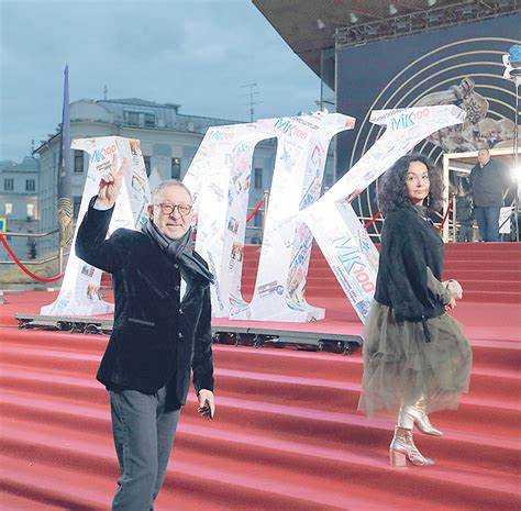 Роль жены в карьере Евгения: поддержка и вдохновение