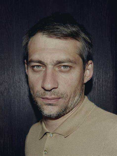 Иван Бровин: Биография, Личная Жизнь и Карьера Актёра