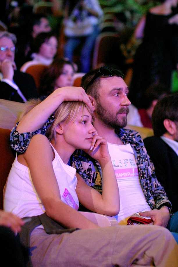 Начало карьеры: Как она попала в мир кино?