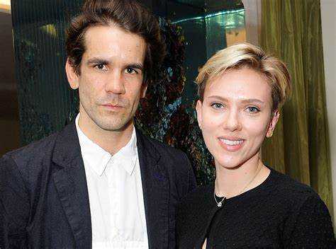 Как начались отношения Ромена и Скарлетт?